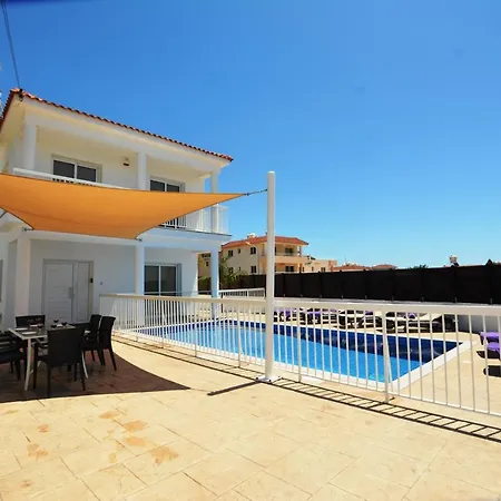 Nissi Christa Agia Napa