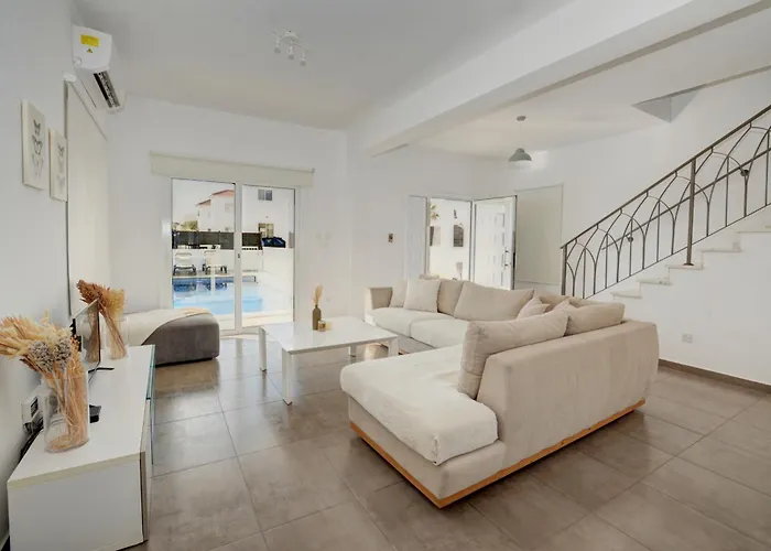 Villa Nissi Christa Ayia Napa