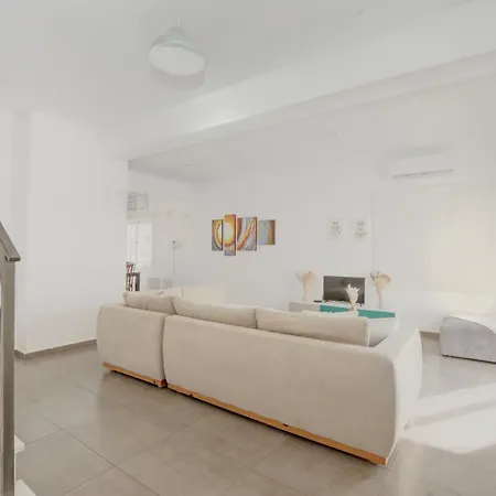 Nissi Christa * أيا نابا