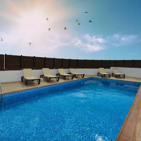 فيلة Nissi Christa *