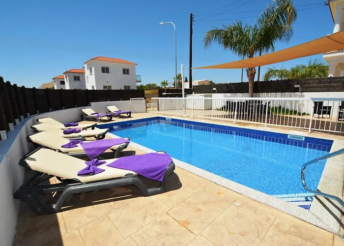 Nissi Christa Agia Napa